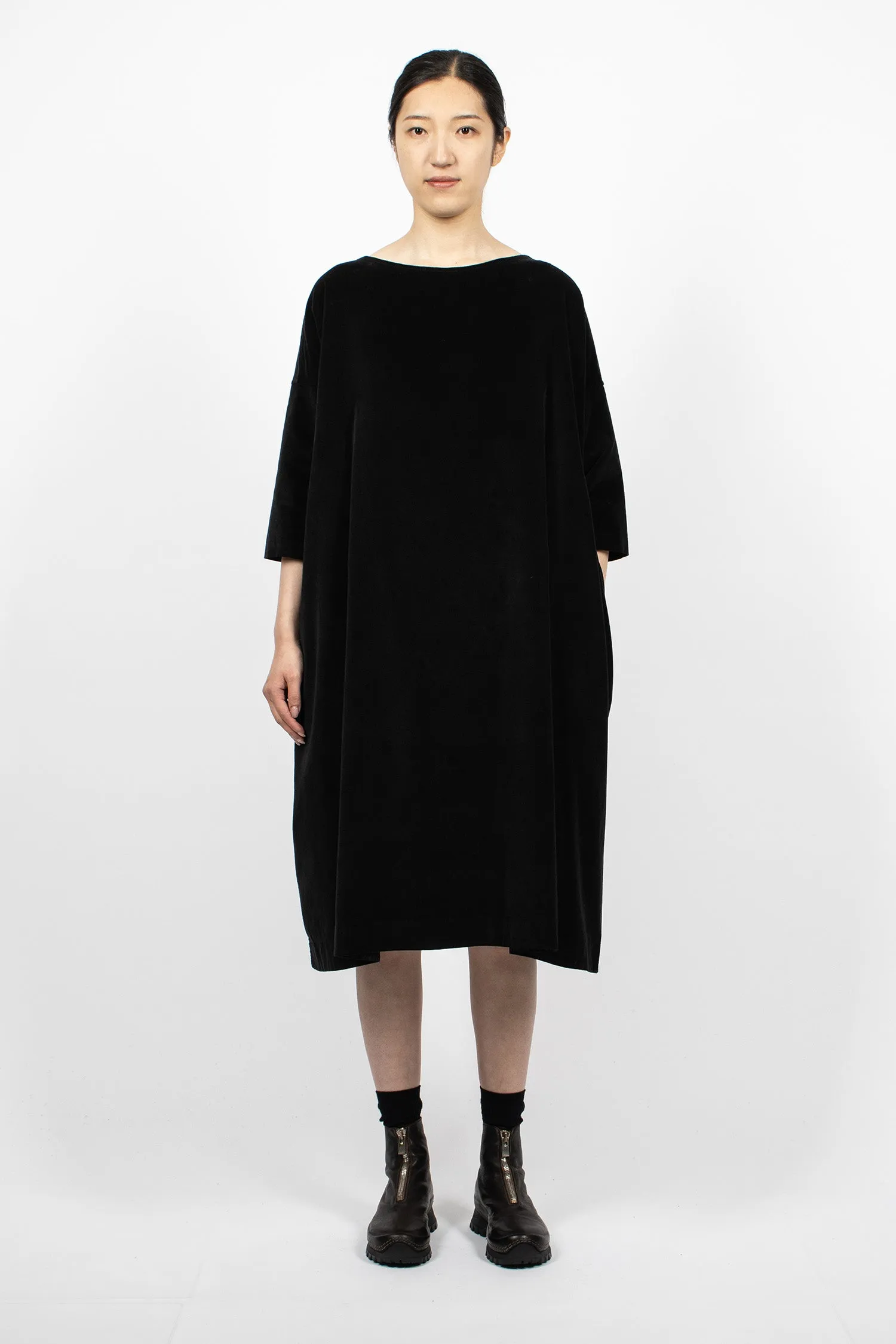 31_209 Velvet Boatneck Dress Black