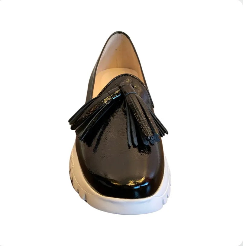 A2404 Black Tassel Platform Loafer