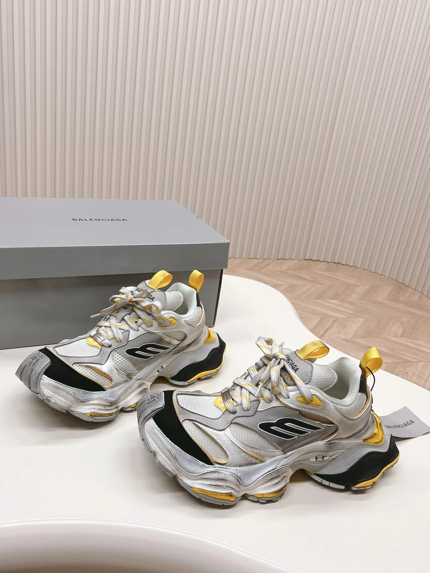 Balenciaga Cargo Sneaker 'Worn-Out - Grey Yellow'