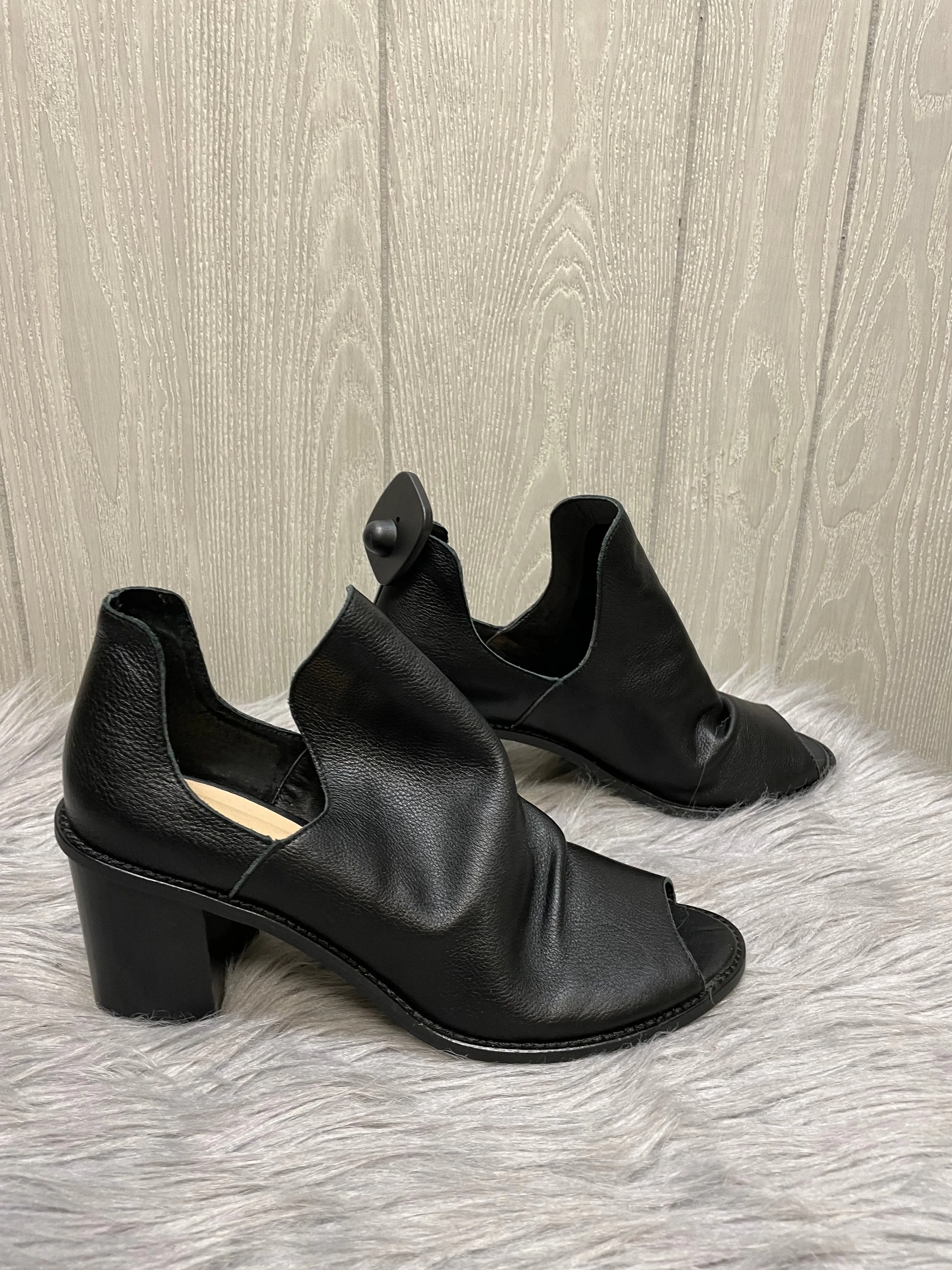 Black Shoes Heels Block Chinese Laundry, Size 10