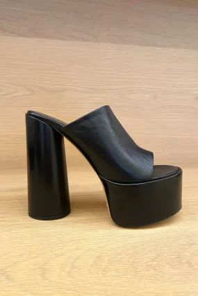 ELECTRA LEATHER PLATFORM IN BLACK