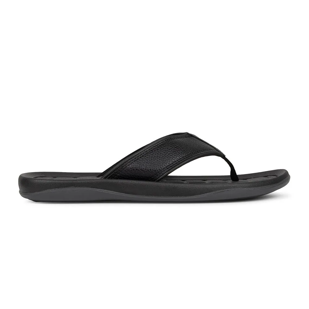 Kenneth Cole Reaction Men's Four Sandals Black