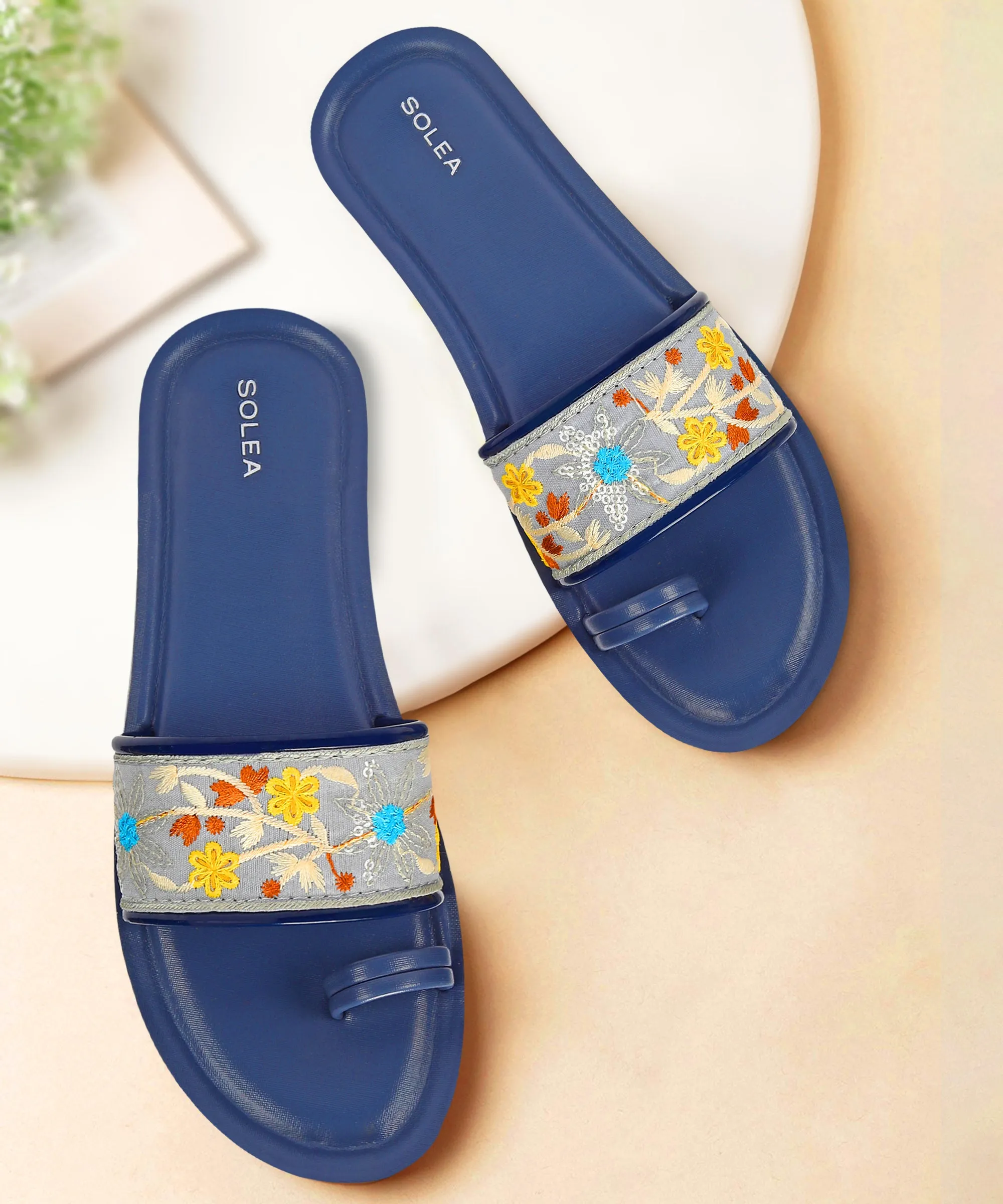 Paragon K7012L Women Casual Slides | Stylish Sliders for Everyday Use for Ladies | Trendy & Comfortable Slippers with Cushioned Soles