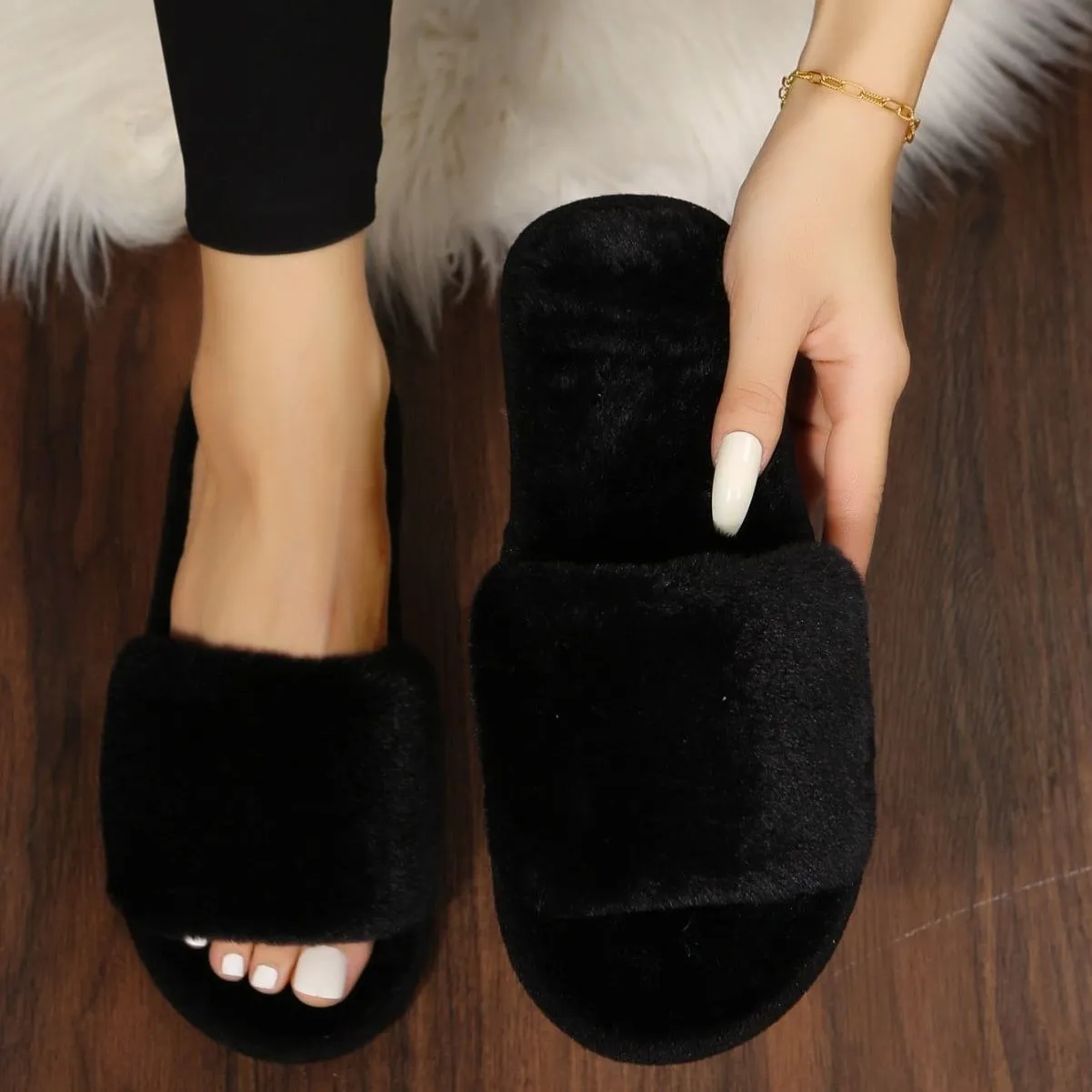 Plush Slippers for Women in Autumn and Winter New Indoor Lazy One Word Plush Slippers with Flat Bottom Cotton Slippers for Home Use