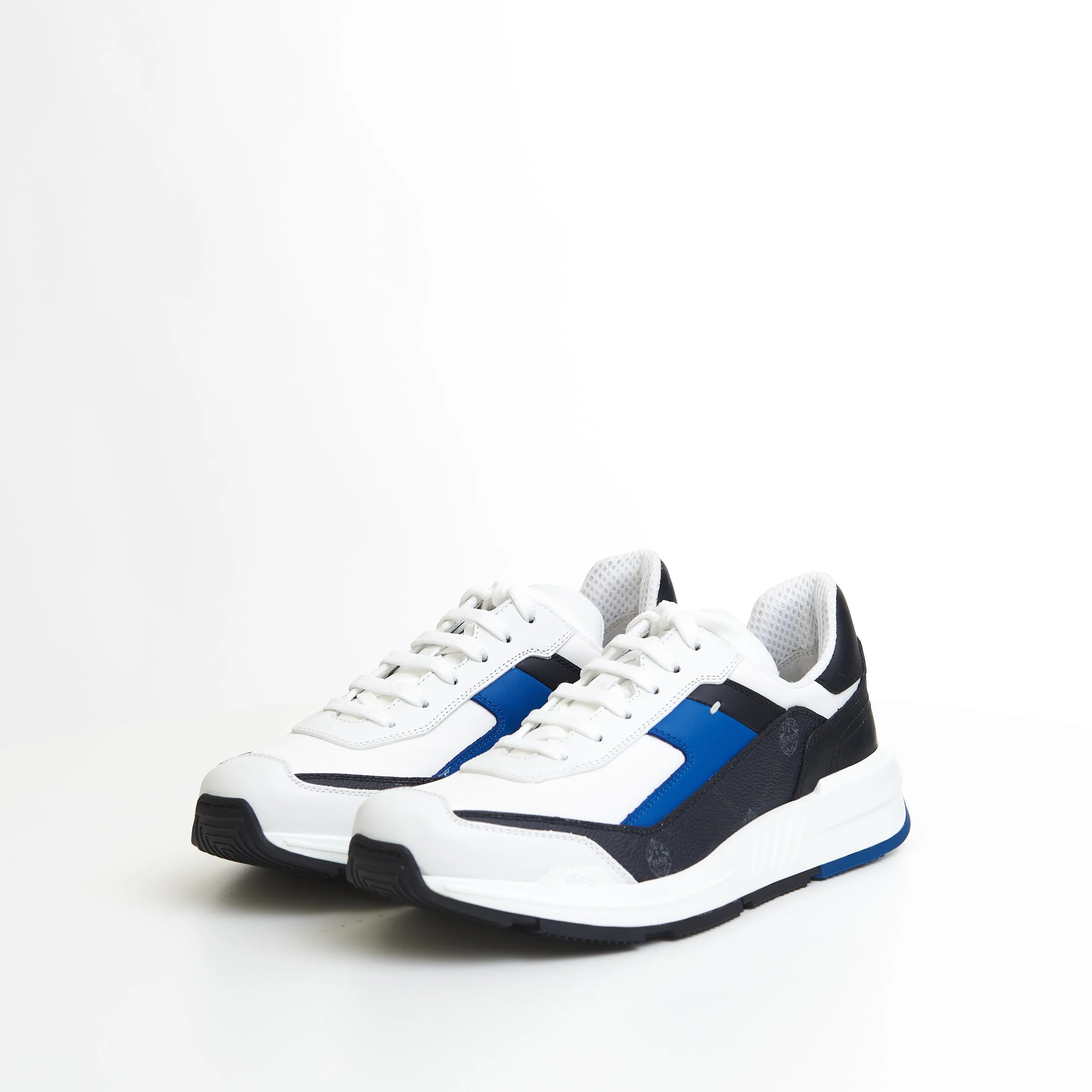 Pulse Sneaker In Black Signature Canvas & White/Blue Leather