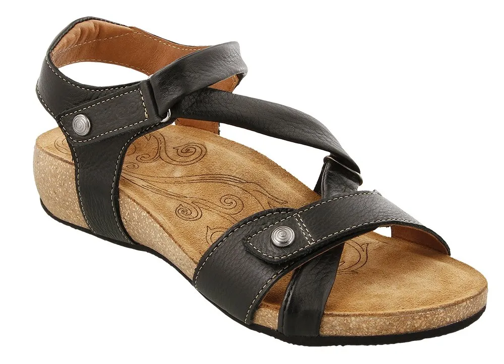 Taos Universe Wedge Sandal Black