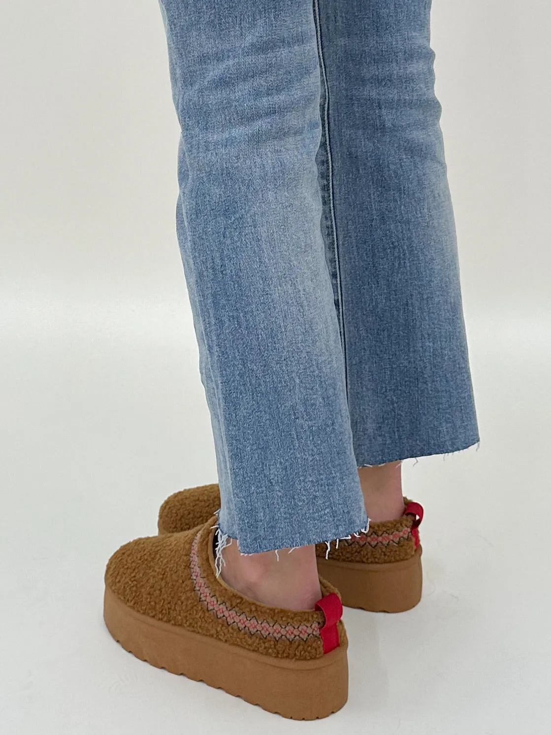 Teddy Tazza Platform Slides | Chestnut | RESTOCK